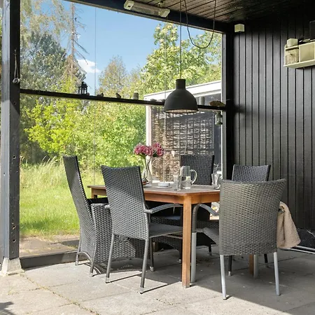 Stunning In Idestrup With Wifi